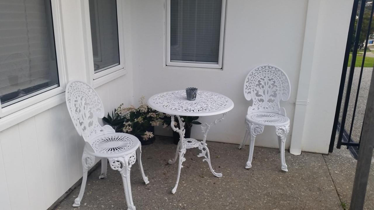 C'Est La Vie Bed & Breakfast Олбани Екстериор снимка