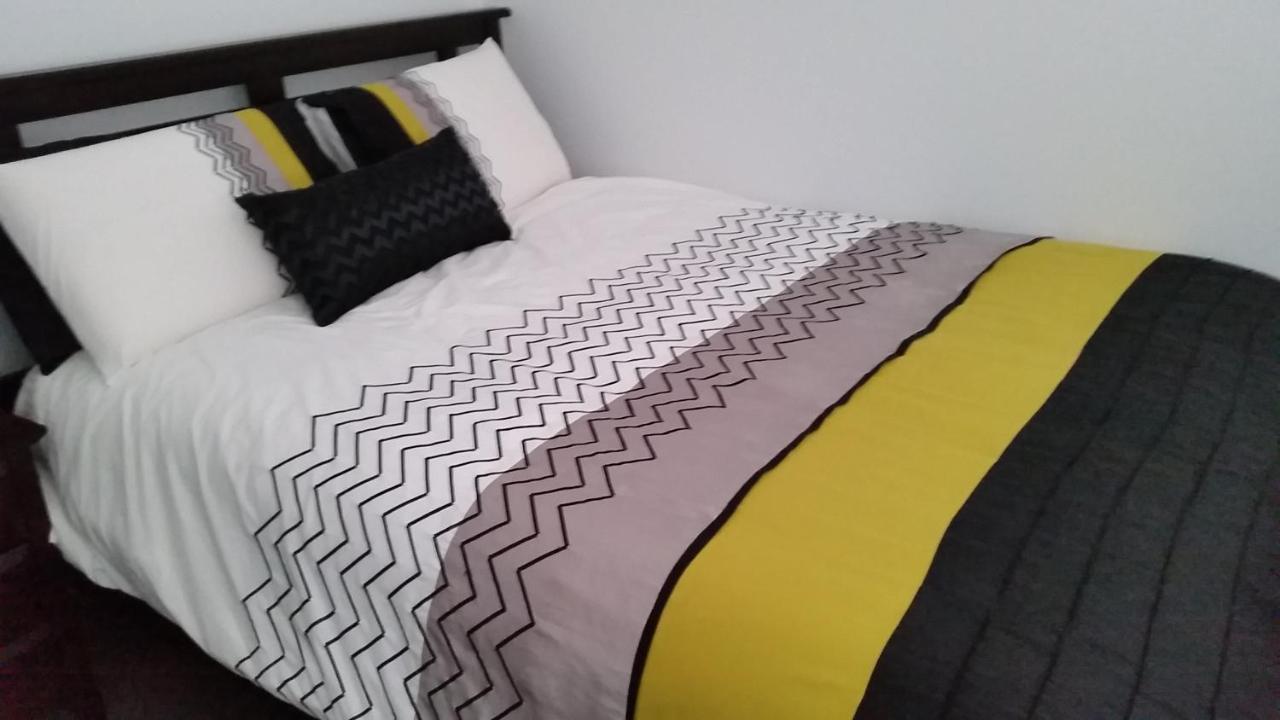 C'Est La Vie Bed & Breakfast Олбани Екстериор снимка